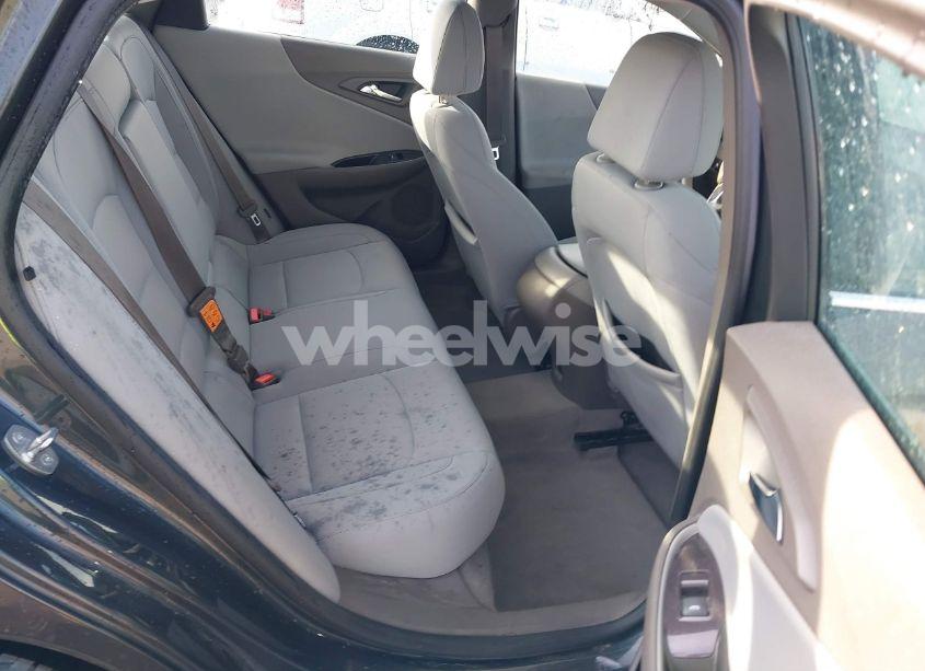 Photo 8 of 2017 Chevrolet Malibu 1FL (VIN 1G1ZC5ST9HF102790)