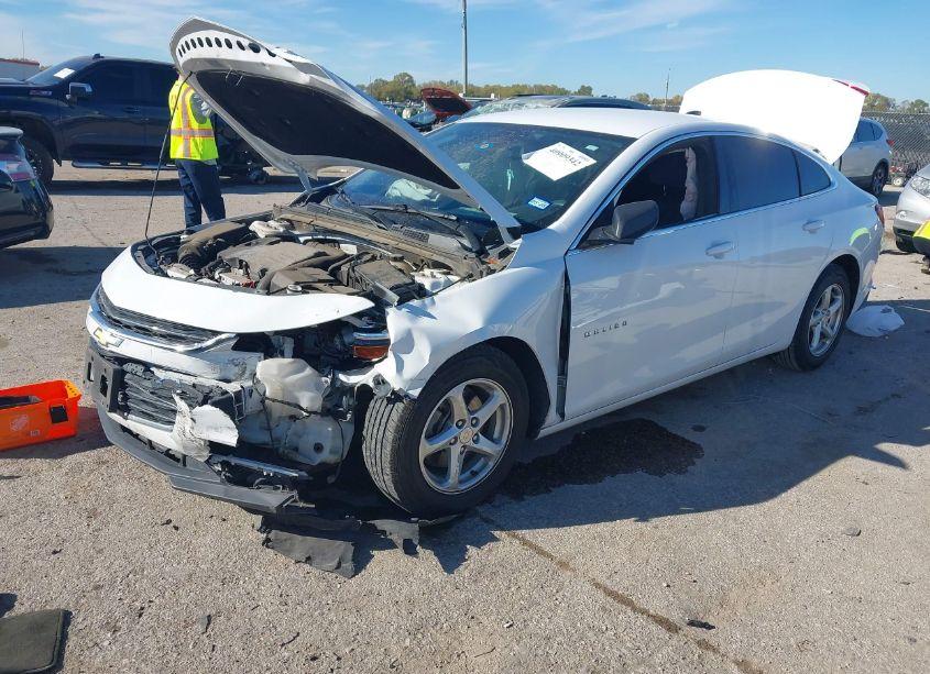 Photo 2 of 2018 Chevrolet Malibu 1FL (VIN 1G1ZC5ST9JF239797)