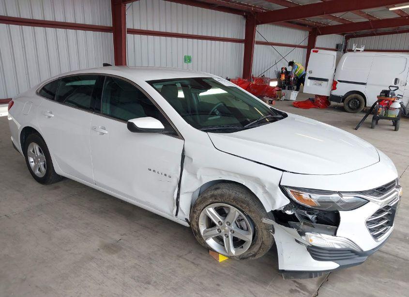 2020 Chevrolet Malibu FWD 1FL (VIN 1G1ZC5ST9LF110106) main photo