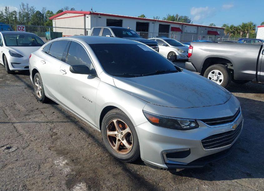 2017 Chevrolet Malibu 1FL (VIN 1G1ZC5STXHF269899) main photo