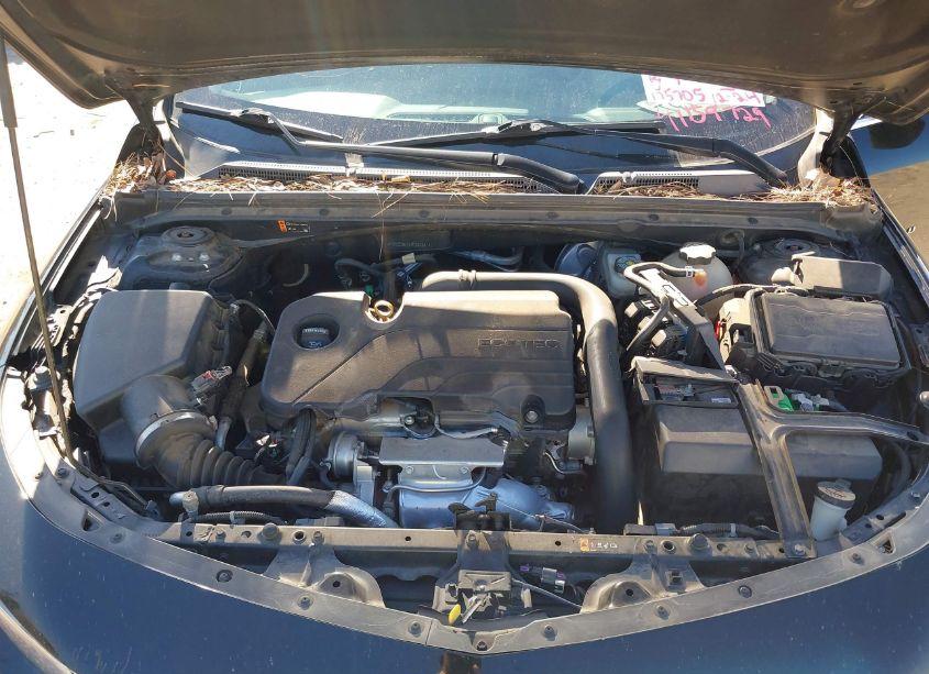 Photo 10 of 2018 Chevrolet Malibu 1FL (VIN 1G1ZC5STXJF287387)