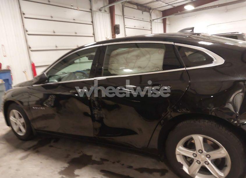 Photo 15 of 2019 Chevrolet Malibu 1FL (VIN 1G1ZC5STXKF123929)