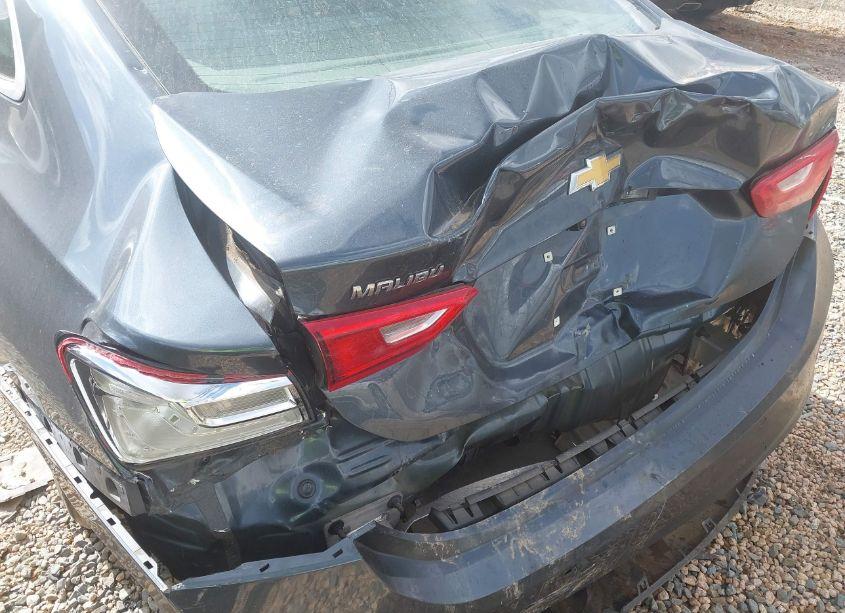 Photo 6 of 2019 Chevrolet Malibu 1FL (VIN 1G1ZC5STXKF126829)