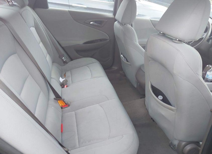 Photo 8 of 2019 Chevrolet Malibu 1FL (VIN 1G1ZC5STXKF126829)
