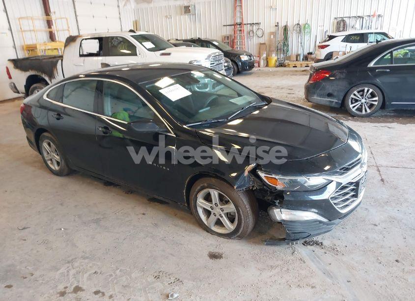 2020 Chevrolet Malibu FWD 1FL (VIN 1G1ZC5STXLF042009) main photo