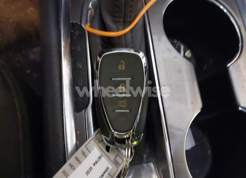 Photo 11 of 2020 Chevrolet Malibu FWD 1FL (VIN 1G1ZC5STXLF042009)