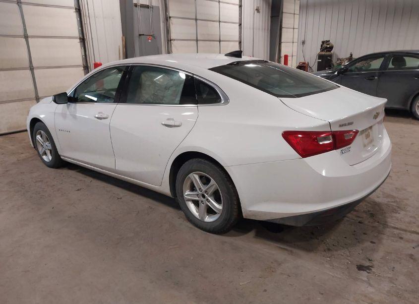 Photo 3 of 2023 Chevrolet Malibu FWD 1FL (VIN 1G1ZC5STXPF112601)