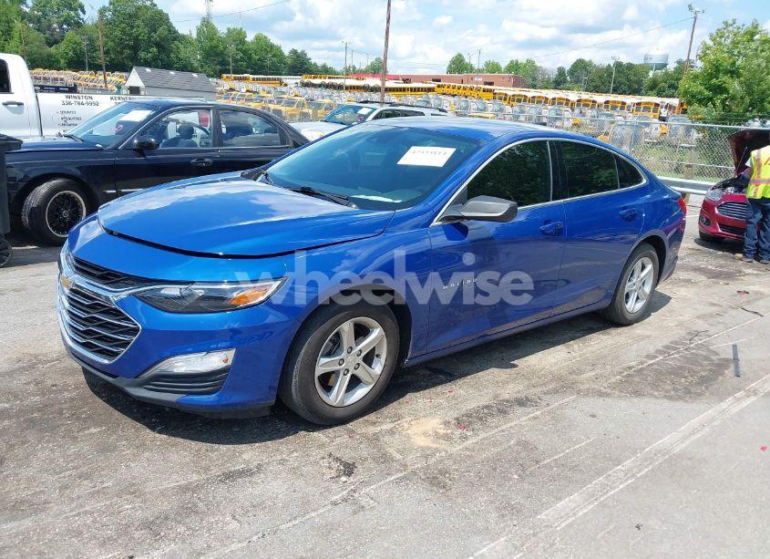 Photo 2 of 2023 Chevrolet Malibu FWD 1FL (VIN 1G1ZC5STXPF157263)