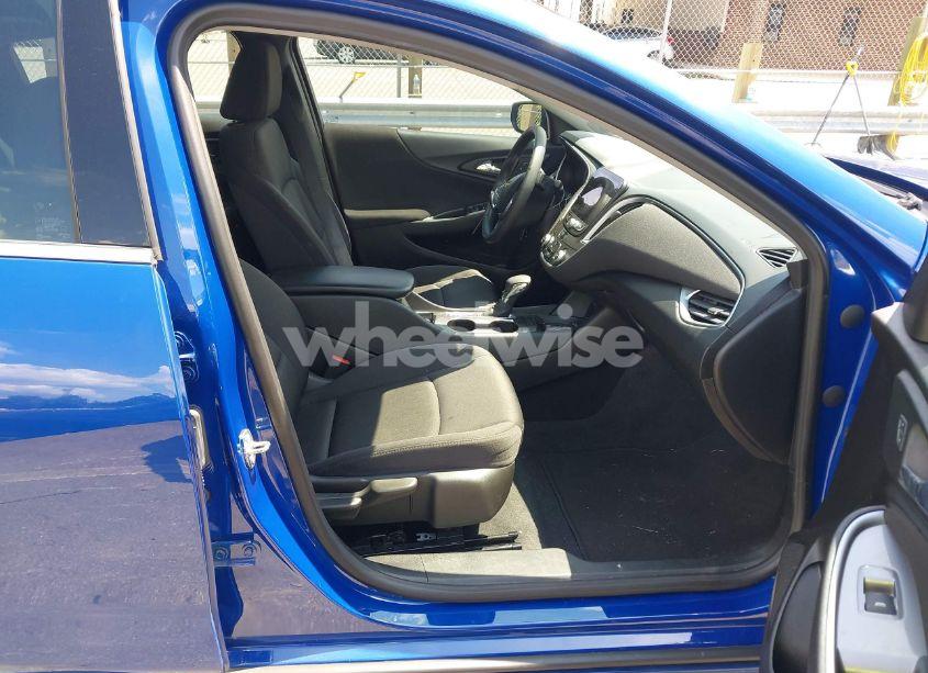 Photo 5 of 2023 Chevrolet Malibu FWD 1FL (VIN 1G1ZC5STXPF157263)