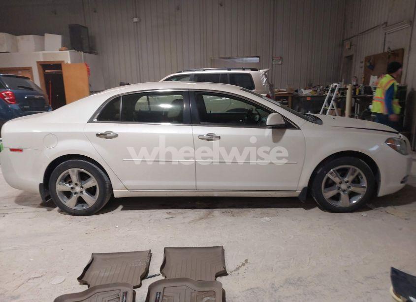 Photo 13 of 2012 Chevrolet Malibu 2LT (VIN 1G1ZD5E01CF265182)