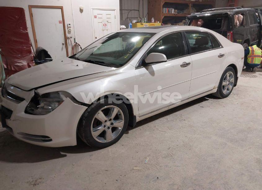 Photo 2 of 2012 Chevrolet Malibu 2LT (VIN 1G1ZD5E01CF265182)