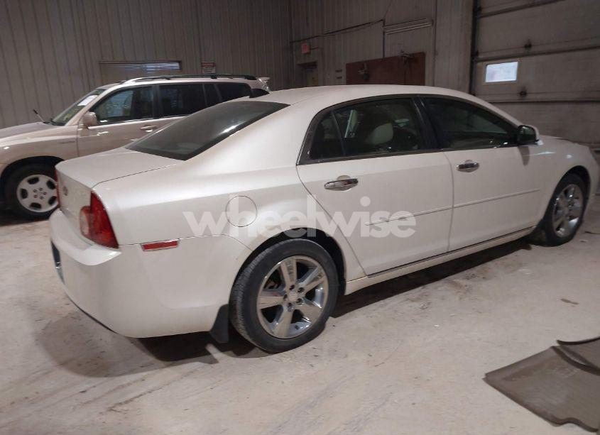 Photo 4 of 2012 Chevrolet Malibu 2LT (VIN 1G1ZD5E01CF265182)