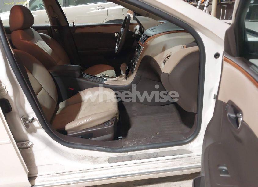 Photo 5 of 2012 Chevrolet Malibu 2LT (VIN 1G1ZD5E01CF265182)