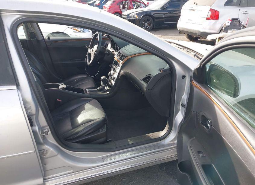 Photo 5 of 2012 Chevrolet Malibu 2LT (VIN 1G1ZD5E02CF329682)