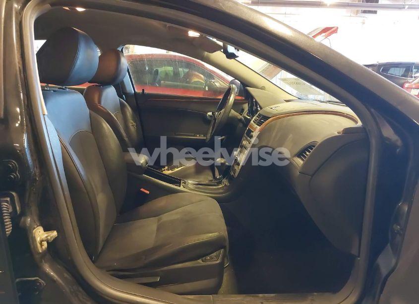 Photo 5 of 2012 Chevrolet Malibu 2LT (VIN 1G1ZD5E04CF177372)