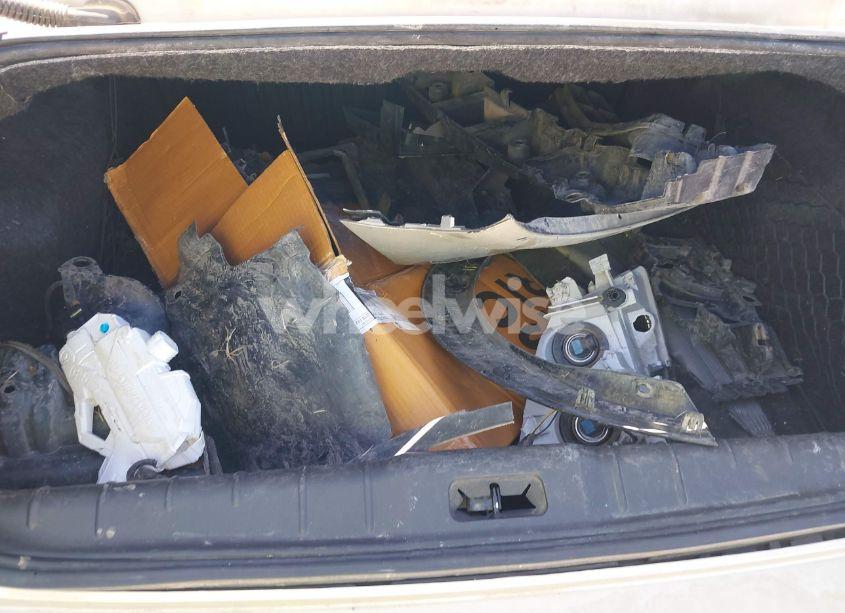 Photo 12 of 2012 Chevrolet Malibu 2LT (VIN 1G1ZD5E04CF190784)