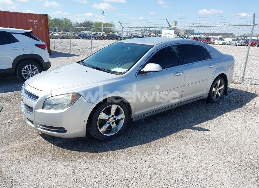 Photo 2 of 2012 Chevrolet Malibu 2LT (VIN 1G1ZD5E04CF202450)