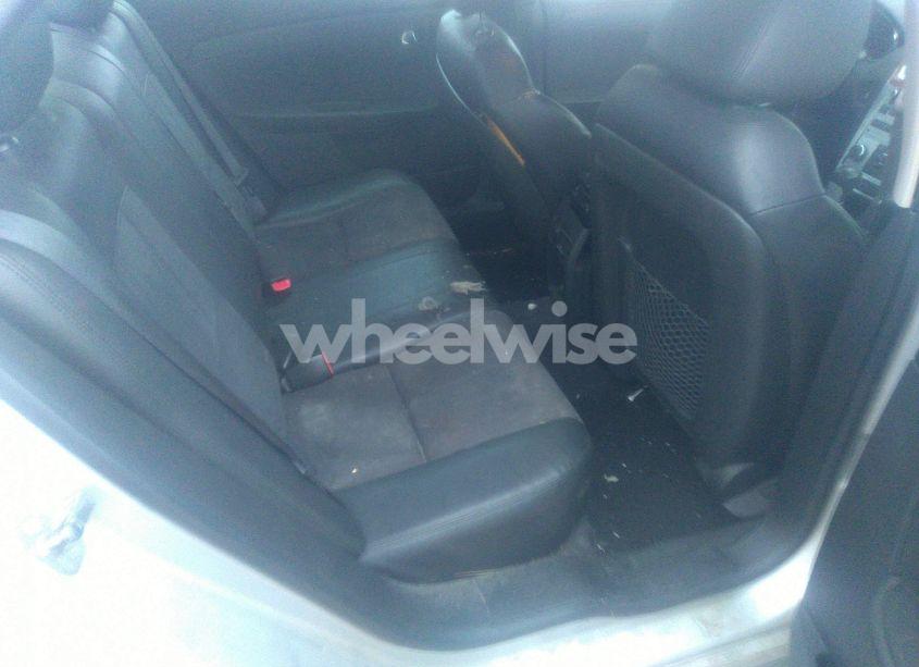 Photo 8 of 2012 Chevrolet Malibu 2LT (VIN 1G1ZD5E05CF111042)