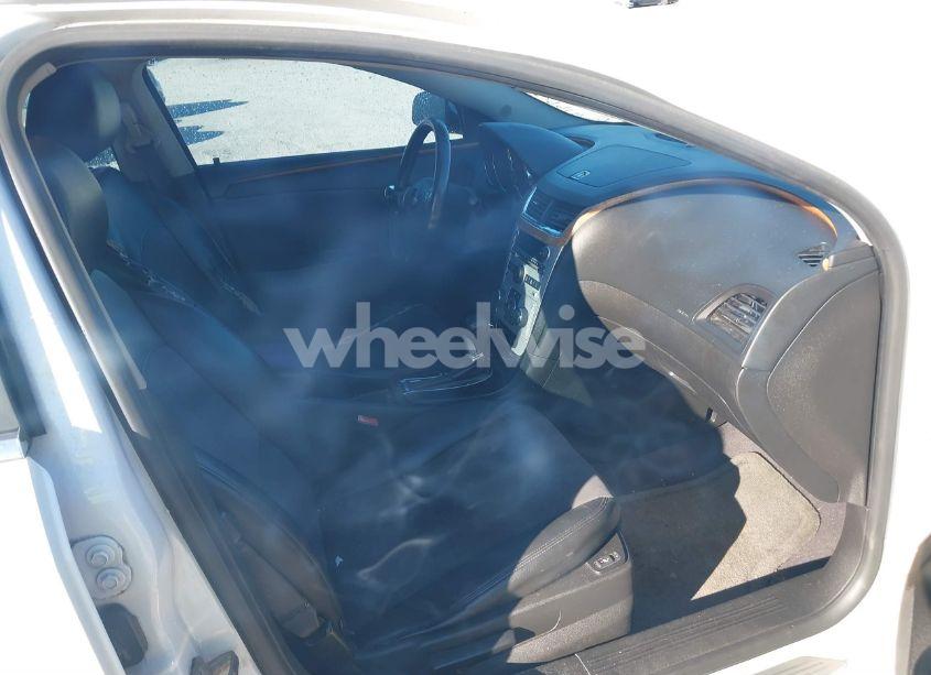 Photo 5 of 2012 Chevrolet Malibu 2LT (VIN 1G1ZD5E06CF187918)