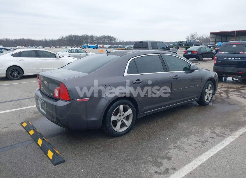 Photo 4 of 2010 Chevrolet Malibu LT (VIN 1G1ZD5E07A4138669)