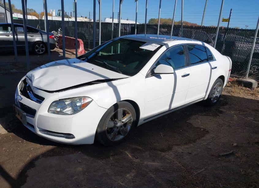 Photo 2 of 2012 Chevrolet Malibu 2LT (VIN 1G1ZD5E07CF334098)