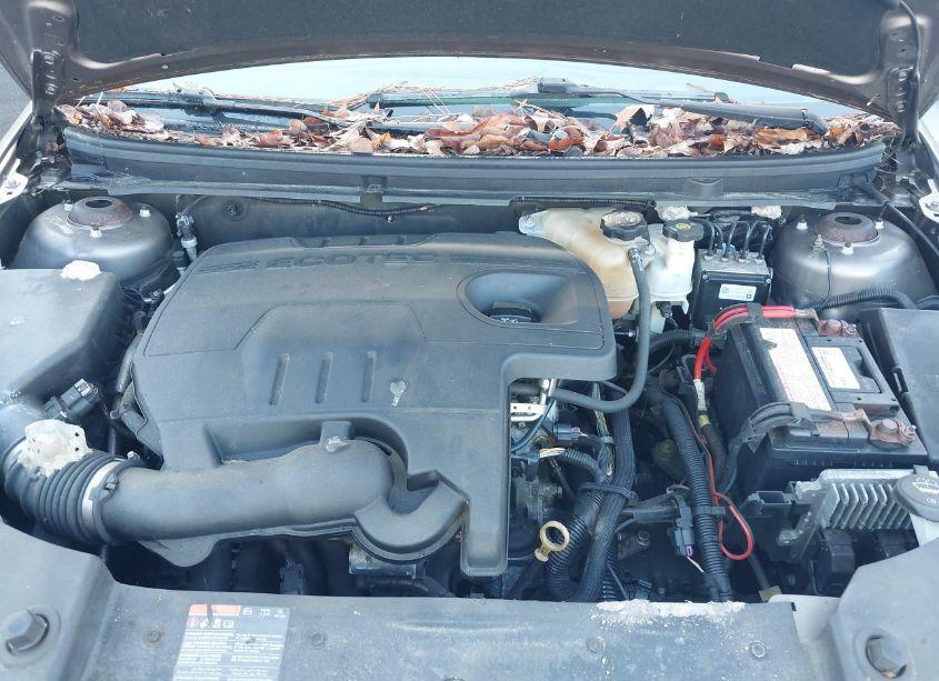 Photo 10 of 2012 Chevrolet Malibu 2LT (VIN 1G1ZD5E09CF312247)