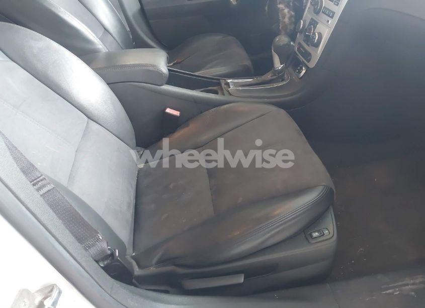 Photo 5 of 2012 Chevrolet Malibu 2LT (VIN 1G1ZD5E09CF352988)