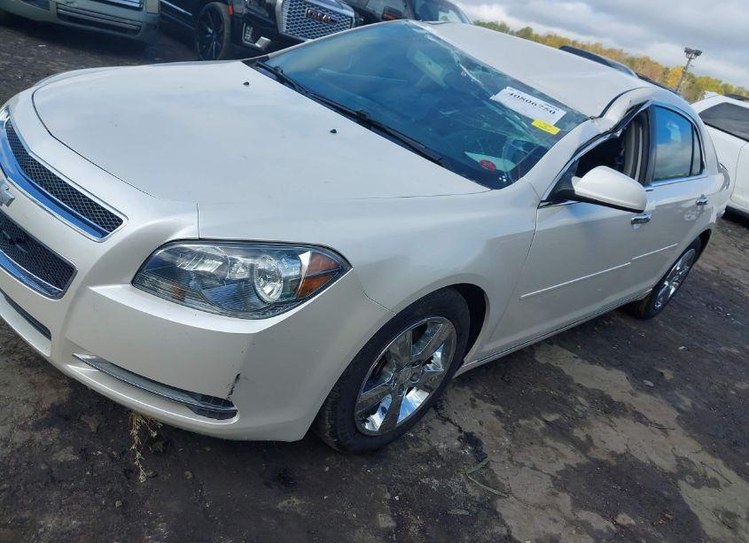 Photo 2 of 2012 Chevrolet Malibu 2LT (VIN 1G1ZD5E0XCF177196)