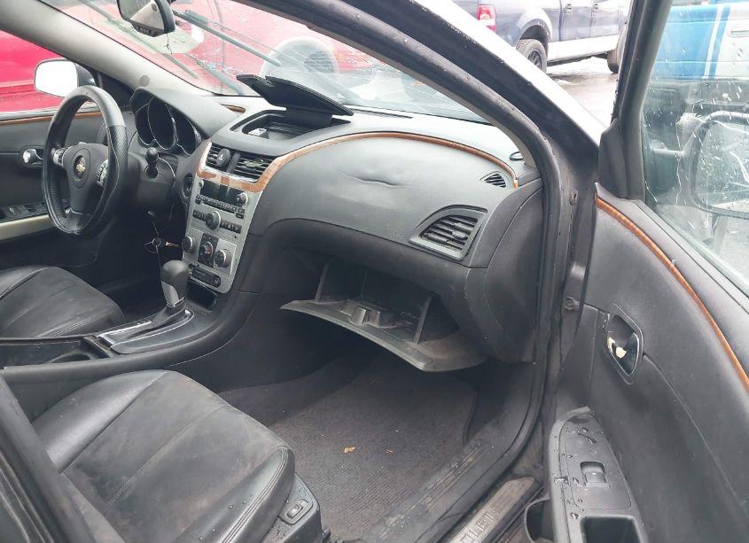 Photo 5 of 2011 Chevrolet Malibu 2LT (VIN 1G1ZD5E10BF171902)