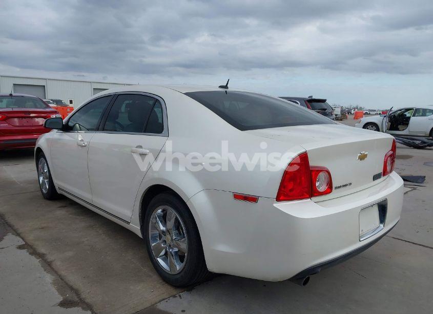 Photo 3 of 2011 Chevrolet Malibu 2LT (VIN 1G1ZD5E10BF212626)