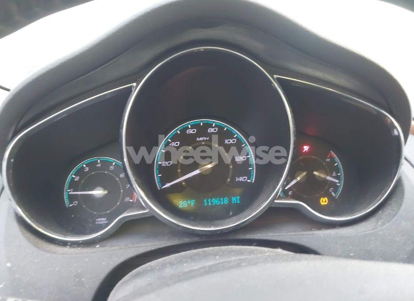 Photo 7 of 2011 Chevrolet Malibu 2LT (VIN 1G1ZD5E10BF239325)