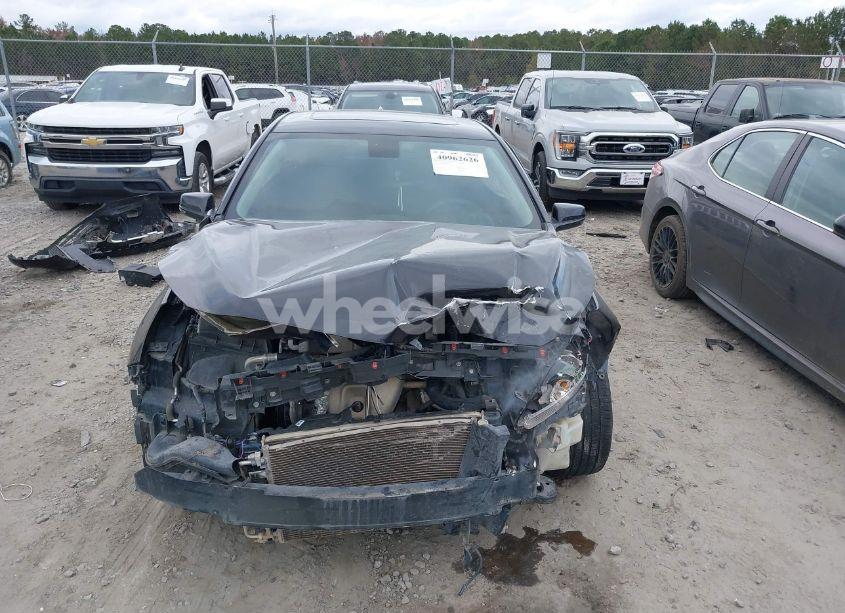 Photo 11 of 2011 Chevrolet Malibu 2LT (VIN 1G1ZD5E11BF199675)