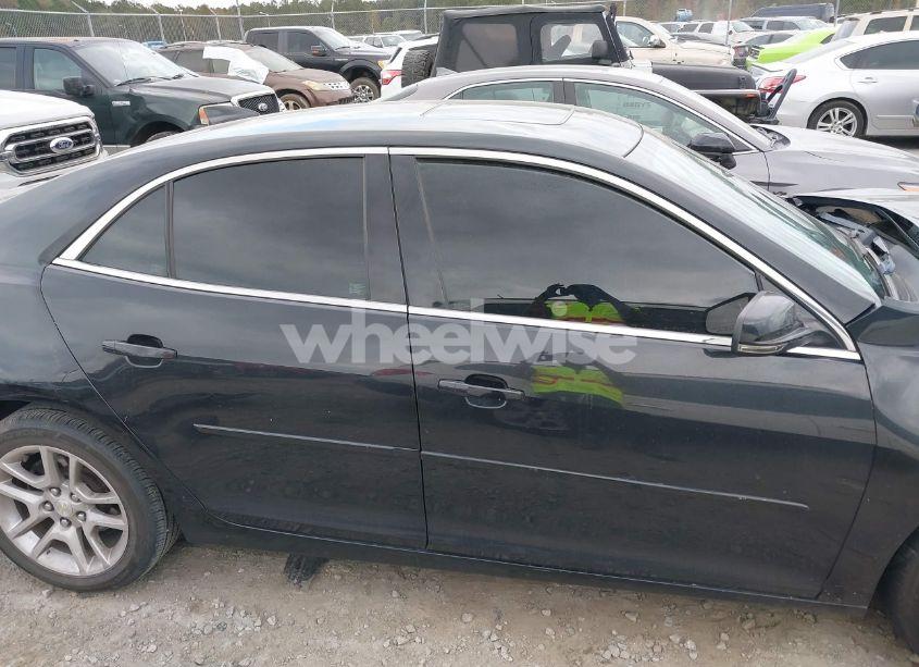 Photo 12 of 2011 Chevrolet Malibu 2LT (VIN 1G1ZD5E11BF199675)