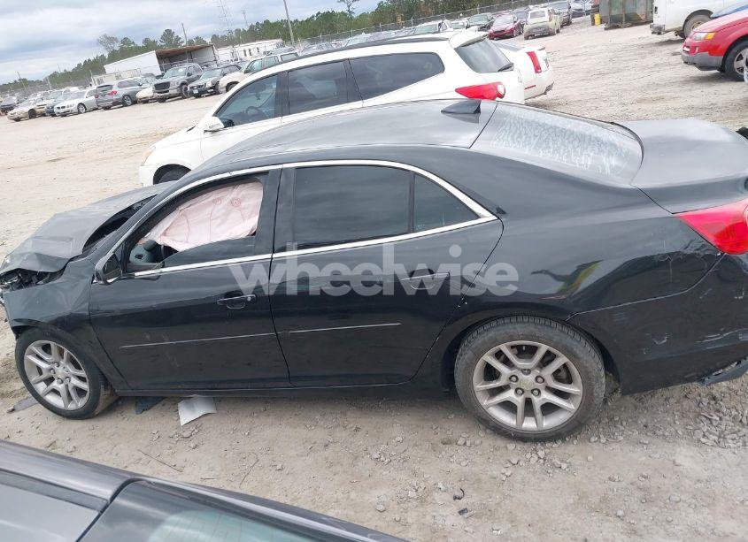 Photo 13 of 2011 Chevrolet Malibu 2LT (VIN 1G1ZD5E11BF199675)