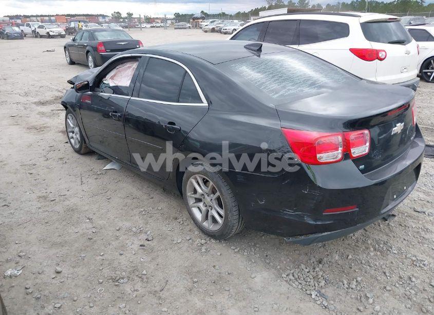 Photo 3 of 2011 Chevrolet Malibu 2LT (VIN 1G1ZD5E11BF199675)