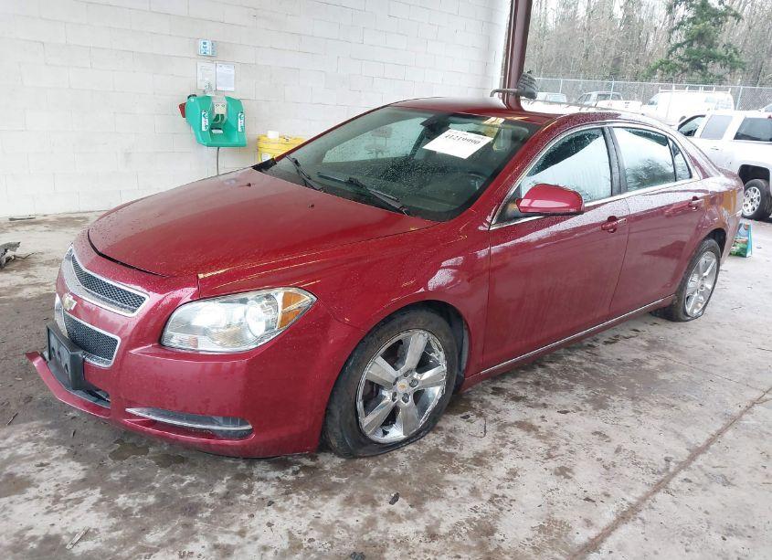 Photo 2 of 2011 Chevrolet Malibu 2LT (VIN 1G1ZD5E12BF183307)