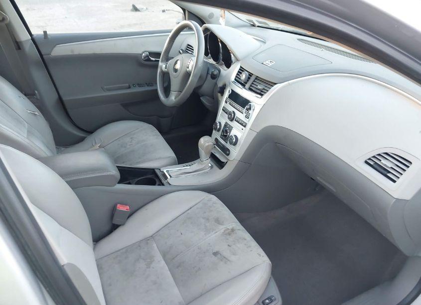 Photo 5 of 2011 Chevrolet Malibu 2LT (VIN 1G1ZD5E12BF253226)