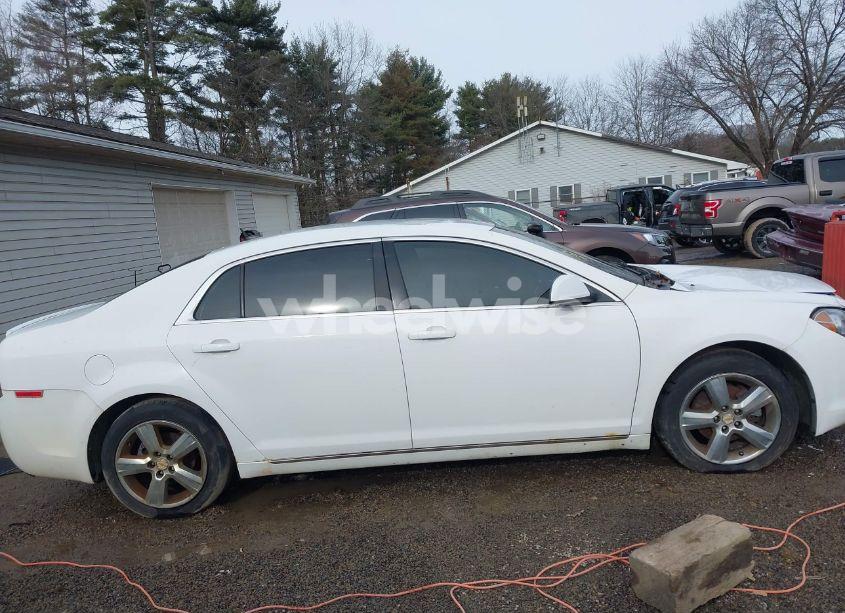 Photo 13 of 2011 Chevrolet Malibu 2LT (VIN 1G1ZD5E12BF259365)