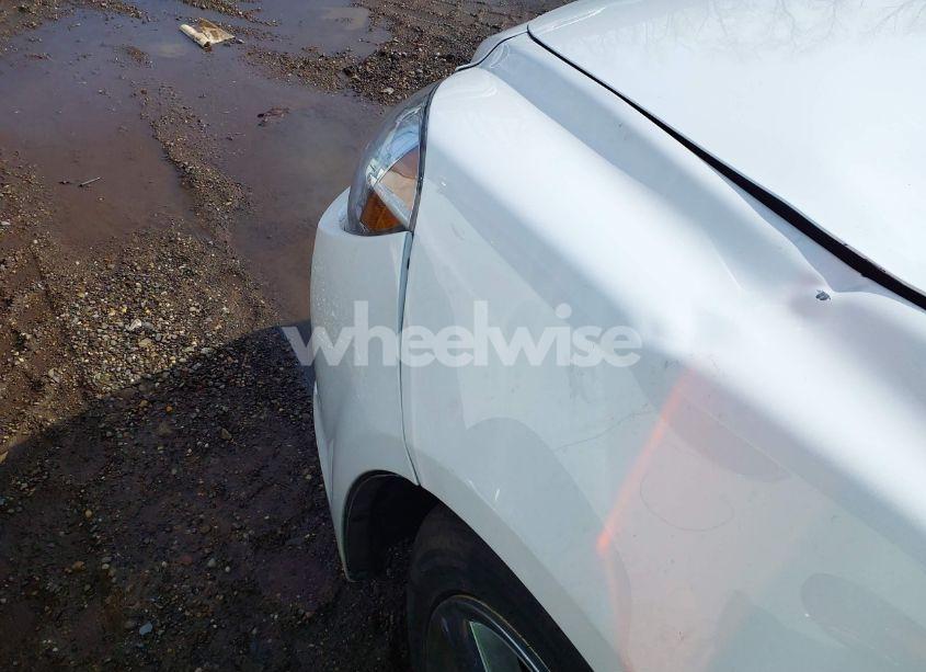 Photo 18 of 2011 Chevrolet Malibu 2LT (VIN 1G1ZD5E12BF259365)