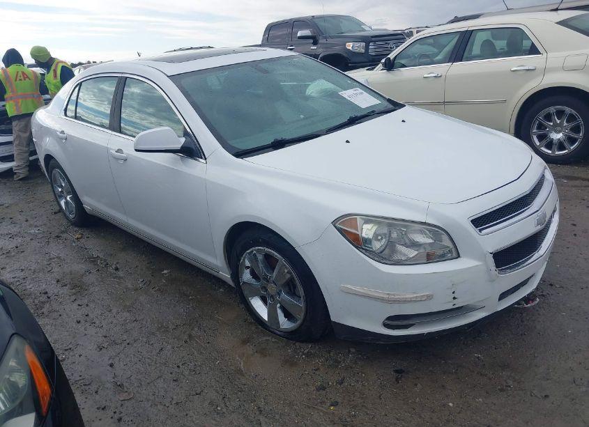 2011 Chevrolet Malibu 2LT (VIN 1G1ZD5E13BF124332) main photo