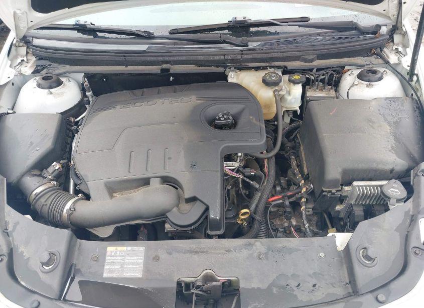 Photo 10 of 2011 Chevrolet Malibu 2LT (VIN 1G1ZD5E13BF124332)