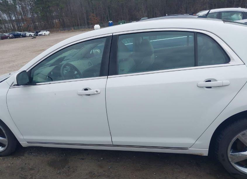 Photo 14 of 2011 Chevrolet Malibu 2LT (VIN 1G1ZD5E13BF124332)