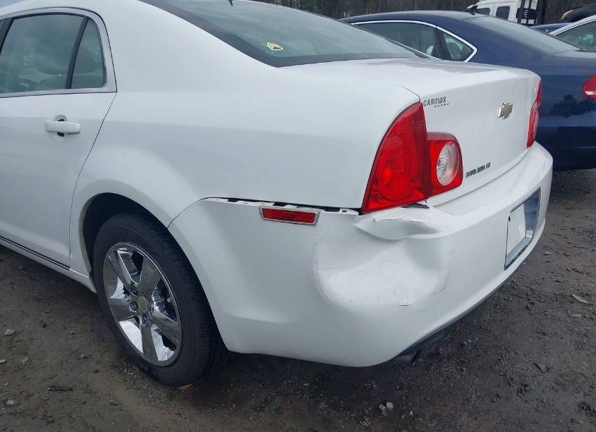 Photo 6 of 2011 Chevrolet Malibu 2LT (VIN 1G1ZD5E13BF124332)