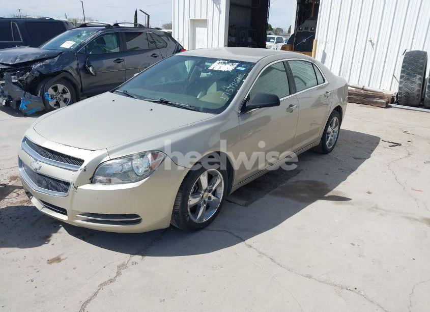 Photo 2 of 2011 Chevrolet Malibu 2LT (VIN 1G1ZD5E13BF169478)