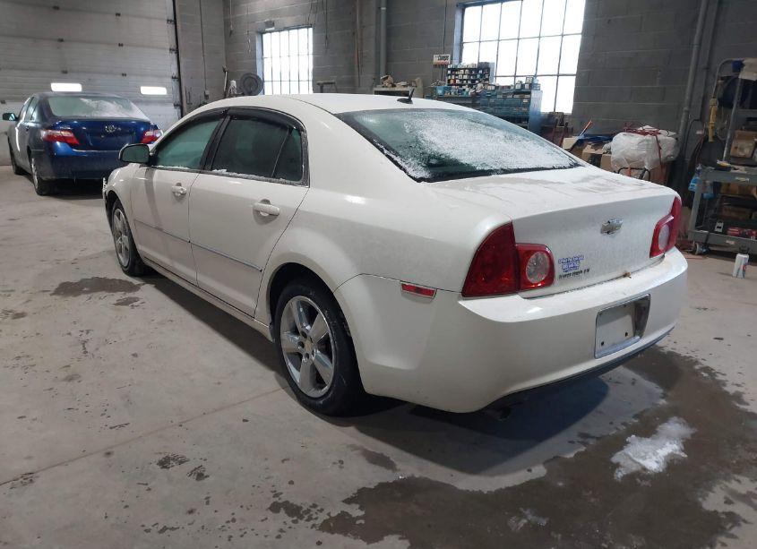 Photo 3 of 2011 Chevrolet Malibu 2LT (VIN 1G1ZD5E13BF226665)