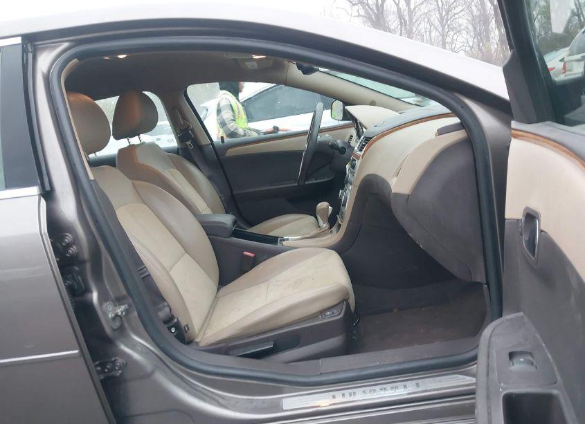 Photo 5 of 2011 Chevrolet Malibu 2LT (VIN 1G1ZD5E13BF314471)