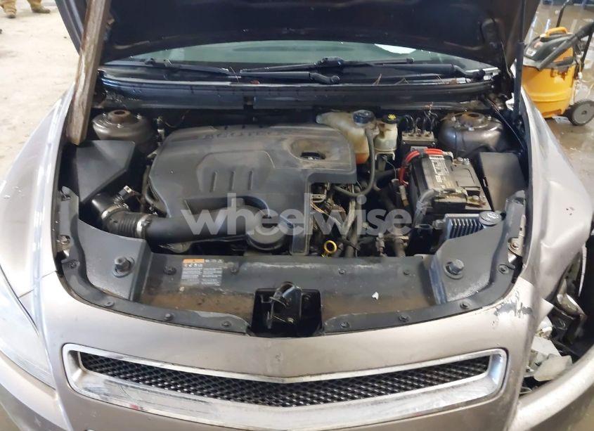 Photo 10 of 2011 Chevrolet Malibu 2LT (VIN 1G1ZD5E14BF105398)