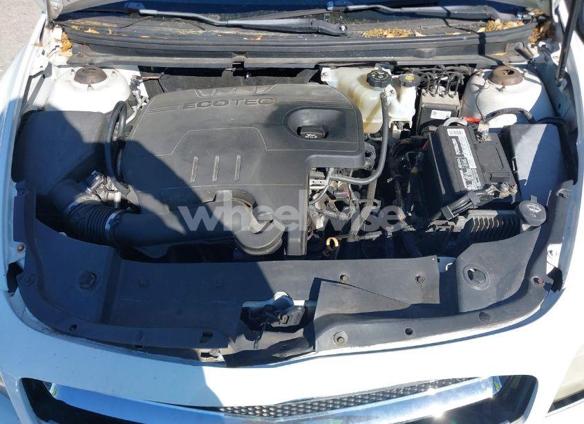 Photo 10 of 2011 Chevrolet Malibu 2LT (VIN 1G1ZD5E14BF332929)