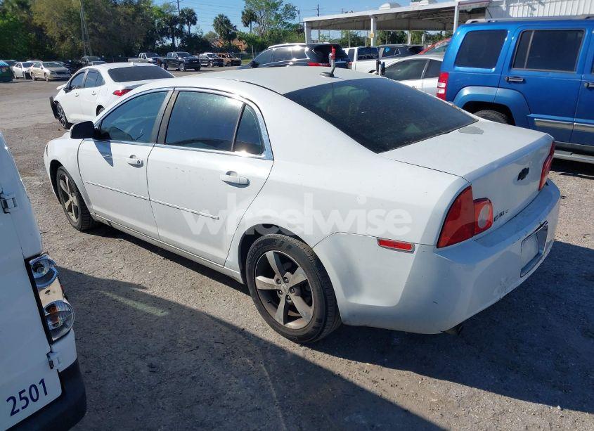 Photo 3 of 2011 Chevrolet Malibu 2LT (VIN 1G1ZD5E14BF332929)