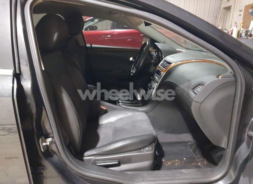 Photo 5 of 2011 Chevrolet Malibu 2LT (VIN 1G1ZD5E14BF375909)